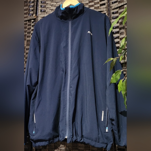🌟2//40🌟 Fila track jacket - Picture 8 of 11